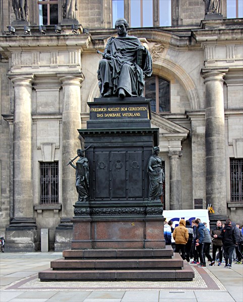 090-Памятник Фридриху Августу I